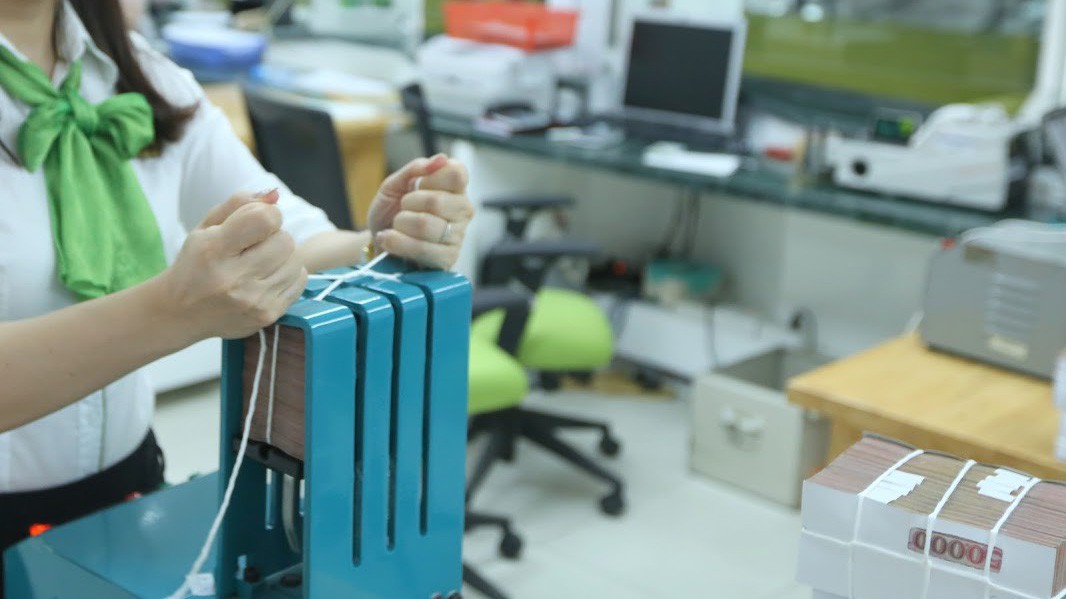 Chính sách tiền tệ đang cho thấy tính chủ động hơn trong điều tiết tăng trưởng tín dụng qua năm 2017 và 2018 - Ảnh: Quang Phúc.