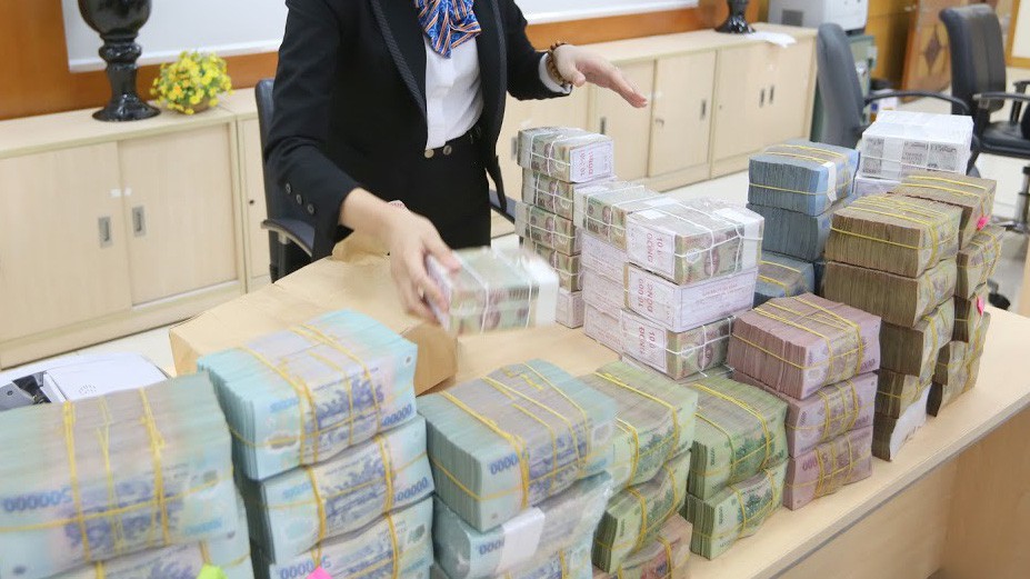 Qua 2017 và đặc biệt năm 2018, sự bùng nổ của lợi nhuận các ngân hàng nói chung đã tạo một mặt bằng mới, tạo một nền cao hơn nhiều năm trước mà qua đó tham chiếu cho tăng trưởng năm sau sẽ khác đi - Ảnh: Quang Phúc.