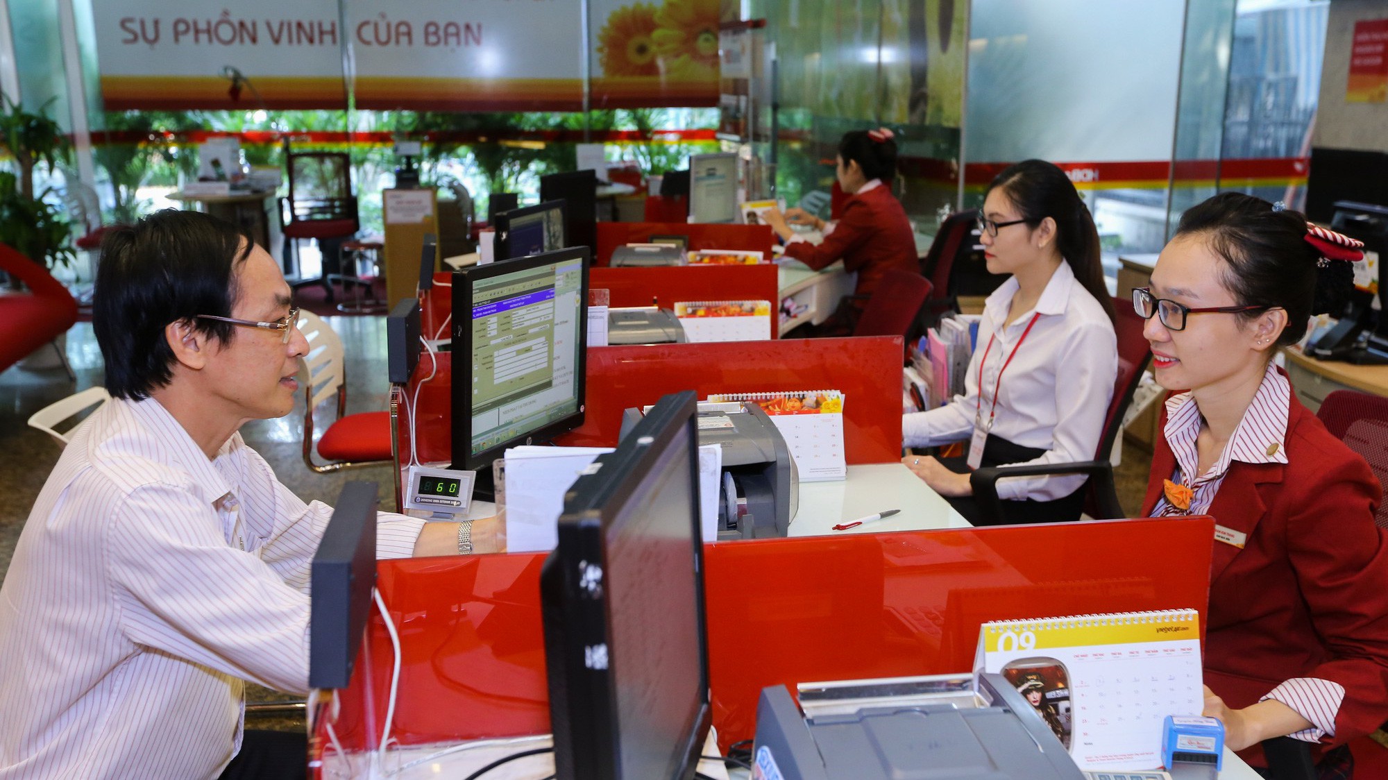 Ở gói tài trợ này của HDBank, doanh nghiệp có thể dùng chính khoản phải thu từ công ty đầu mối, chuỗi siêu thị để làm tài sản bảo đảm cho hạn mức vay.