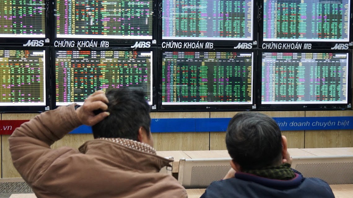 Cú sập của thị trường chứng khoán ngày 11/10/2018 không bị cộng hưởng bởi các yếu tố tiền tệ, và không lan sang các yếu tố tiền tệ tại cùng thời điểm - Ảnh: Quang Phúc.