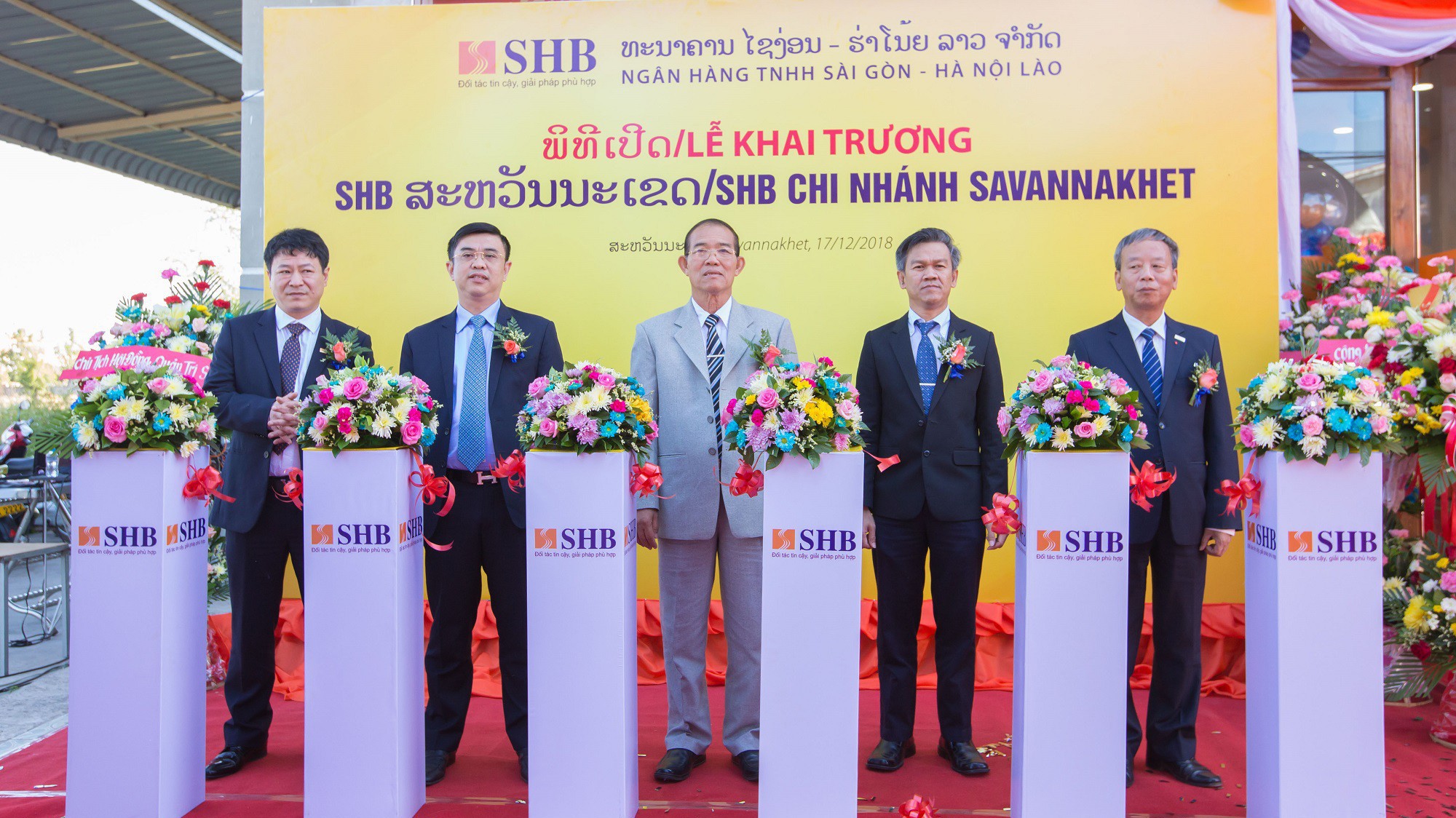 Lễ khai trương đi vào hoạt động chi nhánh SHB Savannakhet.