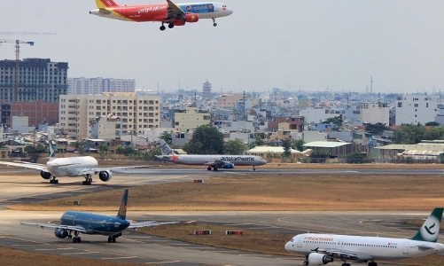 Đưa 2 đường lăn Nội Bài và Tân Sơn Nhất vào khai thác trước Tết Nguyên đán