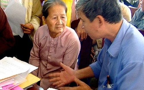 Dự thảo Luật Tiếp công dân đã dành một chương riêng quy định về việc tiếp công dân tại
 các cơ quan hành chính nhà nước, tòa án nhân dân, viện kiểm sát nhân 
dân, kiểm toán nhà nước. Trong đó nêu rõ trách nhiệm của người đứng đầu các cơ quan nhà nước trong việc tổ chức tiếp dân.