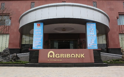 Trước đây Agribank cũng từng có chính sách tuyển thẳng con em của cán bộ thâm niên.