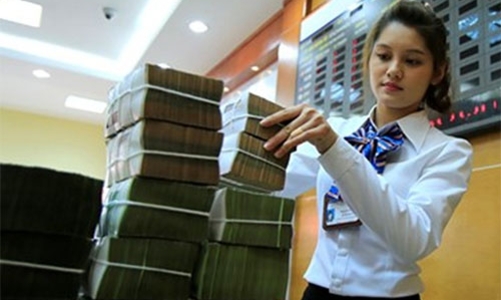 Giảm lãi suất huy động: Khỏe thì ra gió?