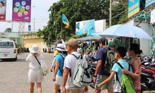 Bộ muốn thu hút thêm du khách Trung Quốc đến Việt Nam