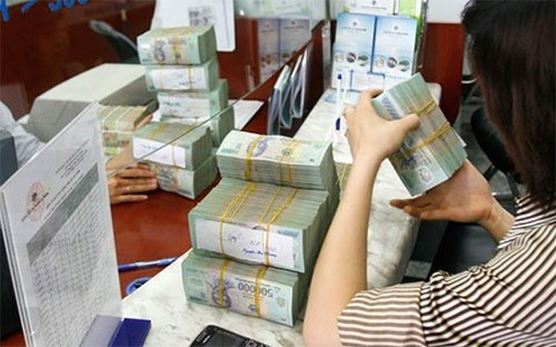 Với thị phần chi phối về huy động và cho vay, mức giảm lãi suất khá mạnh của đợt này sẽ có tác động lớn, có thể tạo tiền đề để tiếp tục giảm lãi suất cho vay.<br>