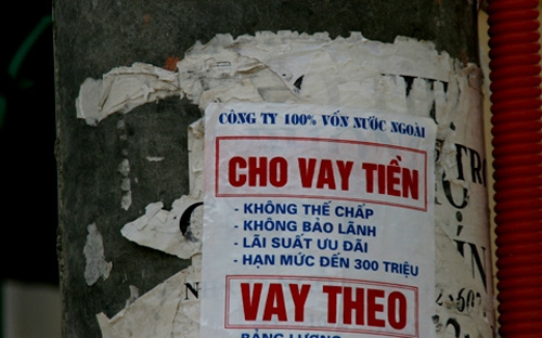 Từ đầu năm đến nay, thị trường đón nhận sự bùng nổ thông tin về chính sách ưu đãi cho vay tiêu dùng.