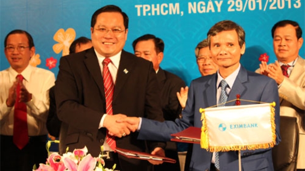 Có gì trong thỏa thuận hợp tác Eximbank - Sacombank?