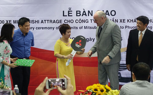 Khoản vay này được Công ty Phương Trang dùng đầu tư 200 xe ôtô 
Mitsubisshi Attrage MC để mở rộng hoạt động kinh doanh vận tải hành 
khách.