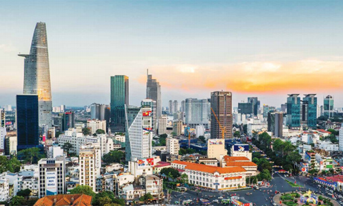 Theo VBLC, hiện nay, Luật Nhà ở đã cho phép người nước ngoài mua nhà và sở hữu nhà tại Việt Nam, nên hoàn toàn có cơ sở để chấp nhận cho nước ngoài nhận thế chấp đối với bất động sản tại Việt Nam.&nbsp;