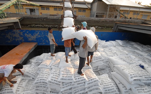 Thời gian qua, Vinafood 2 liên tiếp gặp khó khăn trong hoạt động sản xuất kinh doanh, lâm vào thua lỗ nặng.<br>