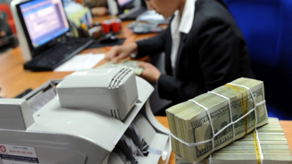 “Mất mồi” tái cơ cấu ngân hàng?