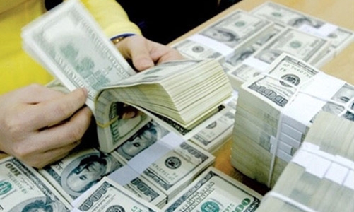 Tỷ giá USD/VND rung lắc “nội bộ”