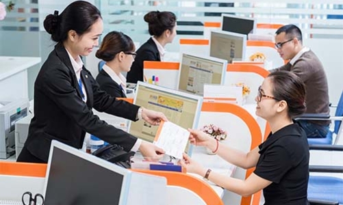 Ngân hàng và cuộc chuyển đổi hiện hữu 15 tỷ USD