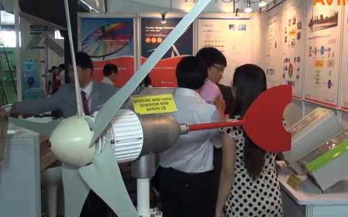 Một số sản phẩm công nghệ cao của Hàn Quốc tại Entech 2013 - Ảnh: Aving.