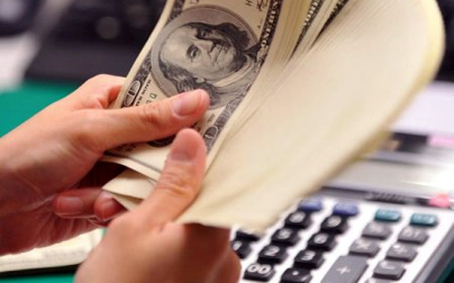 Chính phủ khẳng định, chỉ tiêu về trả nợ của Chính phủ so với thu 
ngân sách nhà nước luôn nằm trong giới hạn an toàn, dưới 25% tổng thu. 