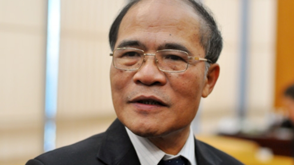 “Đừng vội chụp mũ quan điểm khác về Hiến pháp”