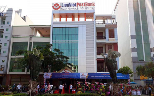 Tính đến 31/3/2017, tổng tài sản của LienVietPostBank đạt trên 
138.000 tỷ đồng, tổng huy động vốn gần 128.000 tỷ đồng, tổng dư nợ đạt 
trên 93.000 tỷ và lợi nhuận trước thuế gần 470 tỷ đồng.