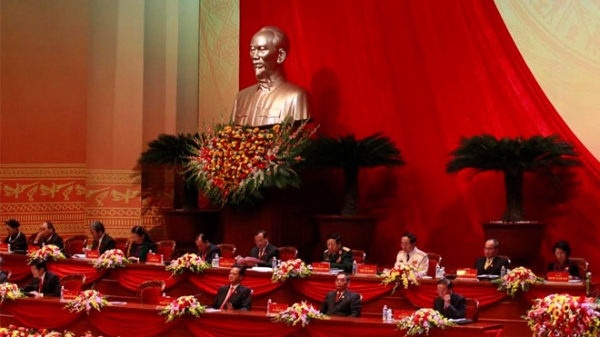 Bộ Chính trị nhận khuyết điểm, thiếu sót trước nhân dân