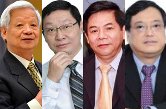 Từ trái sang: ông Trần Xuân Giá, ông Trịnh Kim Quang, ông Phạm Trung Cang, ông Lê Vũ Kỳ.