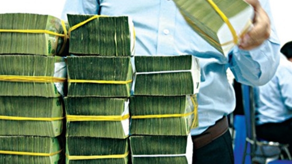 Ai phải trả giá cho tái cơ cấu ngân hàng?