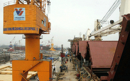 Liên quan đến tiến độ tái cơ cấu Vinashin, liên tiếp trong hai tuần qua,
 hàng loạt cuộc họp quan trọng đã được Bộ Giao thông Vận tải tiến hành.