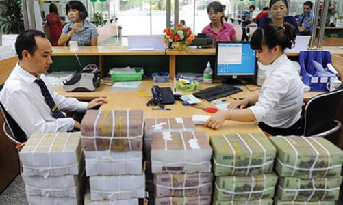 Vietcombank giảm mạnh lãi suất huy động