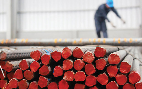  Để giải quyết khó khăn của doanh nghiệp thì đầu ra mới quyết định, khi 
hiện tại sản phẩm của các doanh nghiệp Việt Nam rất ít lợi thế cạnh 
tranh.