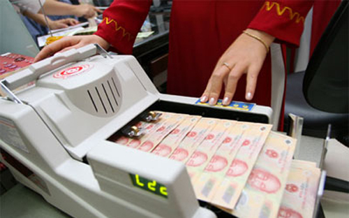 Theo ông Vũ Đình Ánh, năm nay tăng
 trưởng tín dụng đạt 10% cũng đã là tốt rồi. Đặc biệt, với chính sách 
tài khóa nới lỏng, với trách nhiệm của chính sách tiền tệ đối với lạm 
phát, năm 2014 tăng trưởng tín dụng cũng chỉ nên 10%.