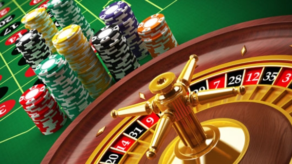 Thí điểm cho người Việt có thu nhập từ 10 triệu đồng/tháng vào casino