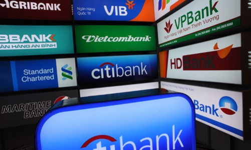Lợi nhuận ngân hàng 6 tháng: Niềm vui chỉ cho số ít