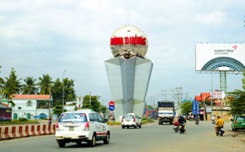 Năm ngoái, mặc dù PCI của Bình Dương tụt xuống hạng 10, địa phương này 
vẫn duy trì điểm cao trong các tiêu chí quan trọng gồm chi phí gia nhập 
thị trường, tiếp cận đất đai và tính minh bạch.