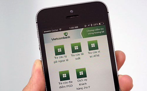 Hai tính năng này phù hợp với các khách hàng thường xuyên phát sinh nhu cầu 
chuyển tiền cho người nhận cố định, theo một số tiền cố định và vào một 
chu kỳ ổn định.