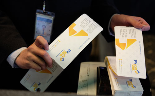 Với khoảng 15-16 triệu lượng vé của Vietnam Airlines mỗi năm, PVcomBank có thêm cơ hội để được gần các khách hàng tiềm năng hơn.