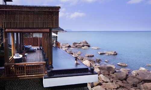 Nhất châu Á, InterContinental Danang vào đề cử sang trọng nhất thế giới 2015