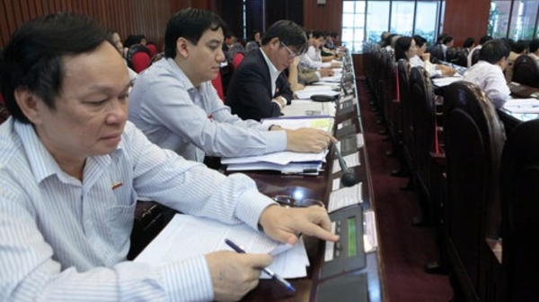 Lấy phiếu tín nhiệm: Đừng “căng thẳng” quá