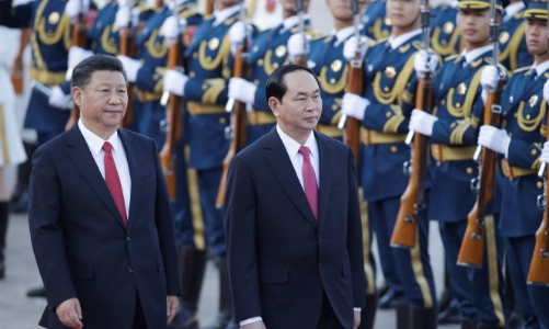 21 loạt đại bác chào mừng Chủ tịch nước Trần Đại Quang thăm Trung Quốc