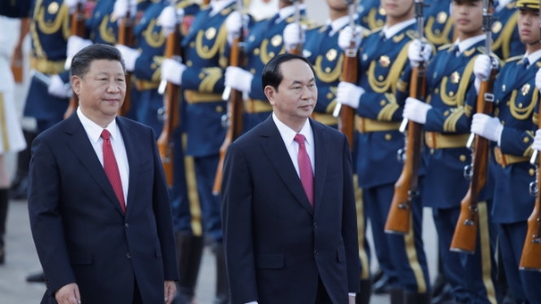 21 loạt đại bác chào mừng Chủ tịch nước Trần Đại Quang thăm Trung Quốc