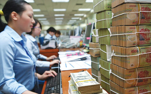 Theo báo cáo của Bảo hiểm Xã hội Việt Nam, tổng số dư nợ từ đầu tư của 
các quỹ bảo hiểm xã hội, bảo hiểm y tế và bảo hiểm thất nghiệp đến cuối 
năm 2015 lên tới khoảng 435.129 tỷ đồng.