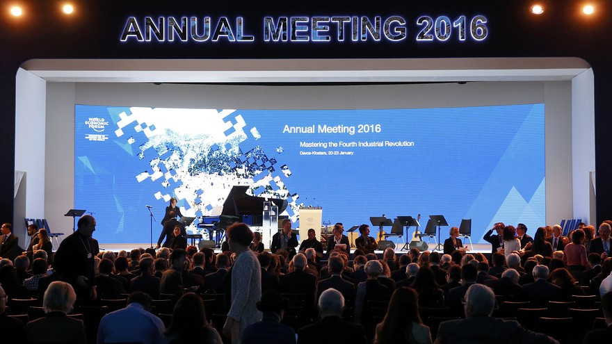 Kết quả thăm dò cho thấy chỉ có 27% CEO được hỏi tin triển vọng kinh tế 
sẽ khởi sắc trong năm nay, giảm từ mức 37% trong cuộc khảo sát năm 
ngoái.