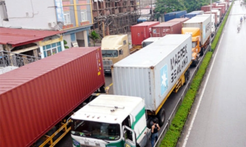 Doanh nghiệp vận tải Hải Phòng “kêu cứu” vì phí