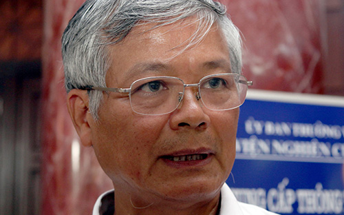 Ông Trần Xuân Hòa: "Với bauxite ở Đắc Nông, chỉ trong vòng 2-3 tháng nữa thôi có thể sẽ được nghe quyết định rất quan trọng từ cơ quan chức năng".