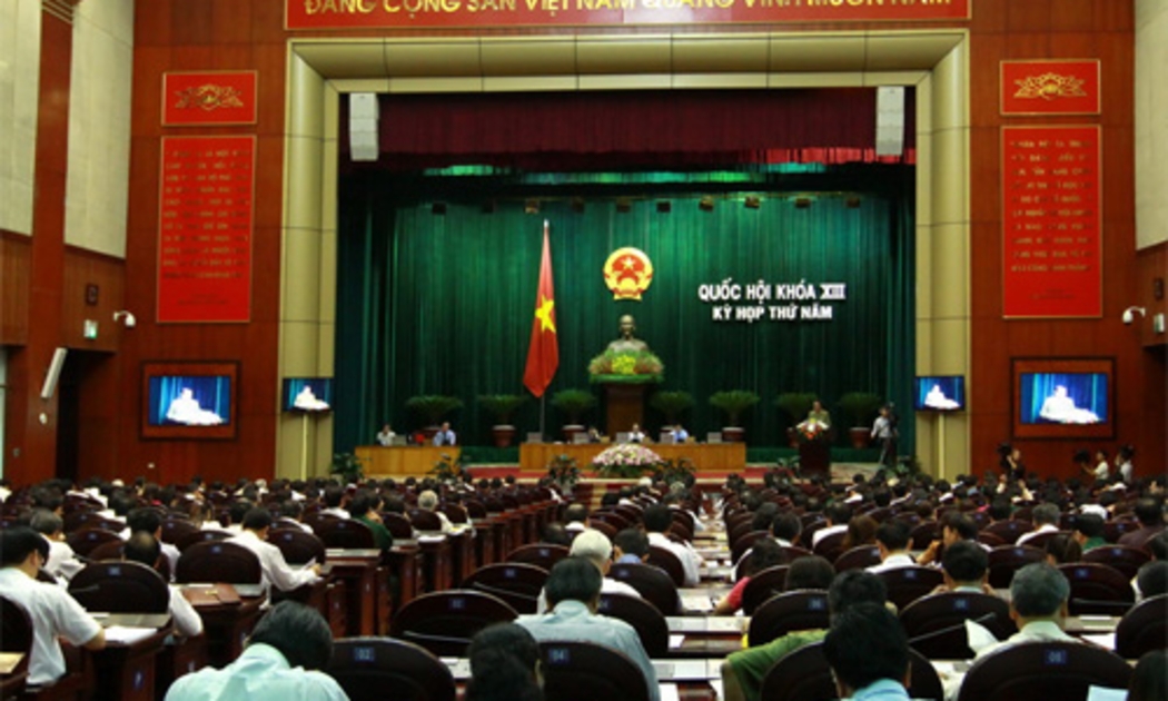 499 vị đại biểu Quốc hội khóa 13 đang trong trong kỳ họp thứ 5, kéo dài một tháng tại Thủ đô Hà Nội, bắt đầu từ 20/5.<br>