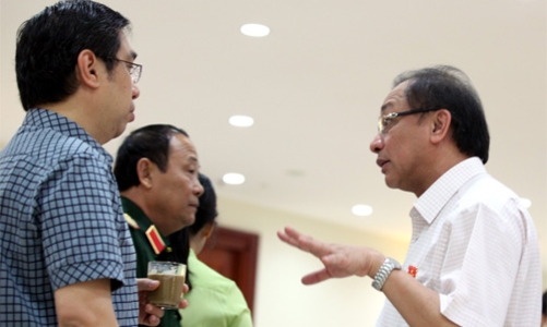 Đổi mới thể chế kinh tế: “Muốn nhanh thì phải... từ từ”