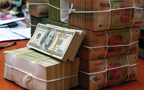 Sau vàng, đến lượt ngoại tệ được bóc tách dần khỏi hoạt động cho vay của các tổ chức tín dụng.<br>