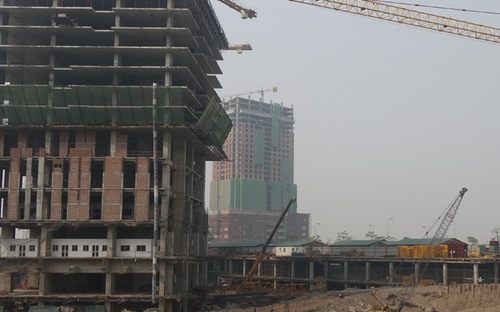 Việc có quá nhiều dự án chậm tiến độ đã khiến cho phần lớn khách hàng đánh mất niềm tin nơi các chủ đầu tư trong thời gian qua.<br>