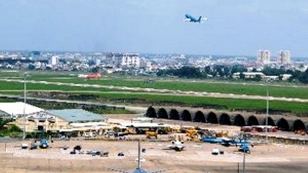 “Nên bỏ dự án sân golf, dừng xây dựng sân bay Long Thành”