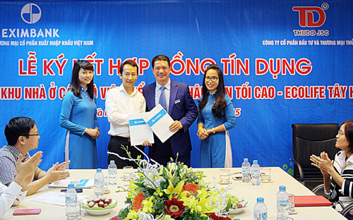 Lễ ký thỏa thuận hợp tác giữa Eximbank chi nhánh Thủ Đô với chủ đầu tư dự án Ecolife Tây Hồ.<br>
