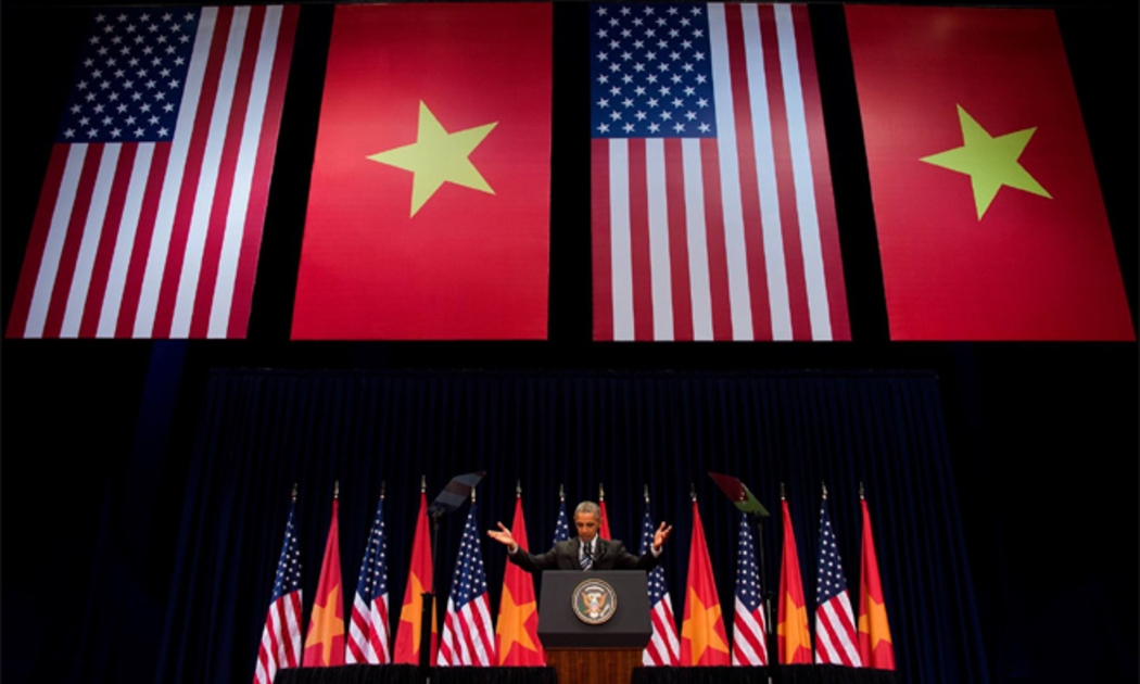 Video toàn văn phát biểu của Tổng thống Mỹ Barack Obama trước 2.000 trí thức và sinh viên Việt Nam sáng 24/5 - Nguồn: VTV.